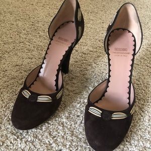 Beautiful designer shoes size 8 Us